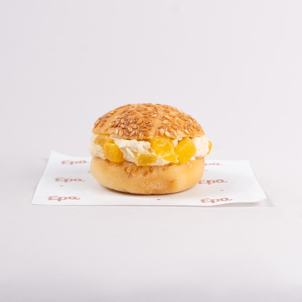 petit panes con pollo y durazno