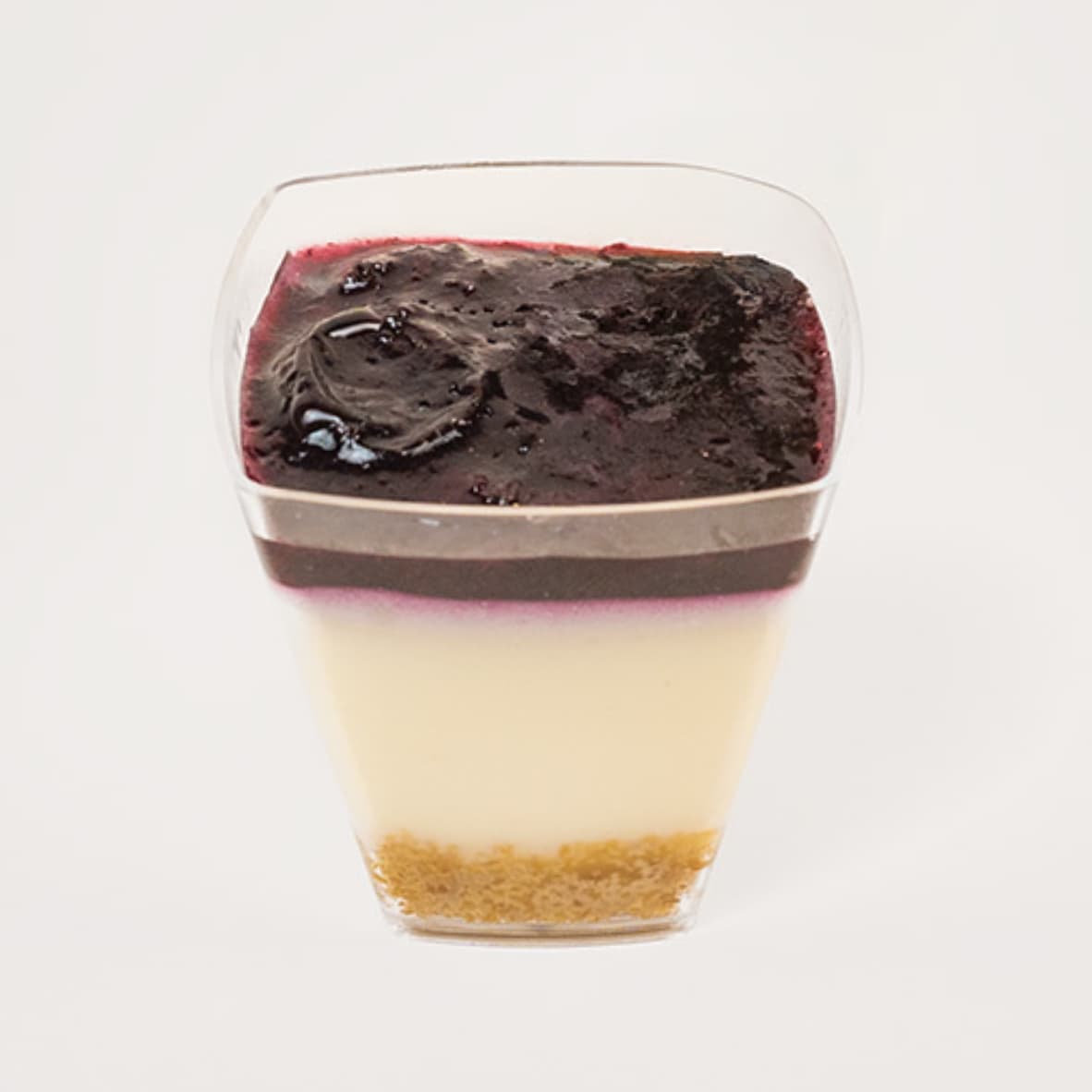 Mini shots de cheesecake de arándanos