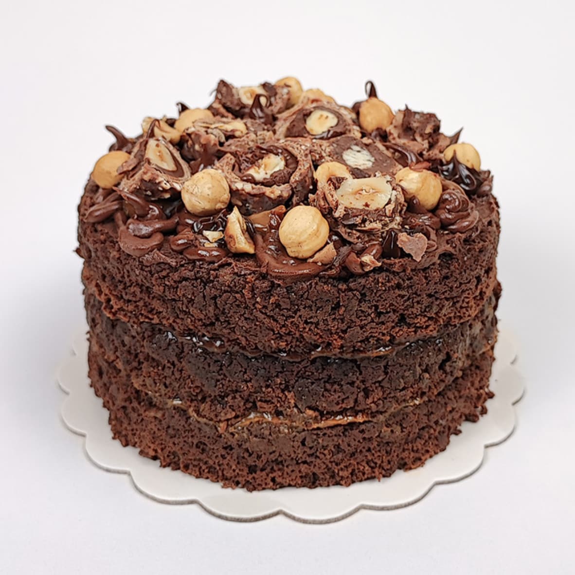 Torta Brownie Ferrero Rocher con nutella y avellanas