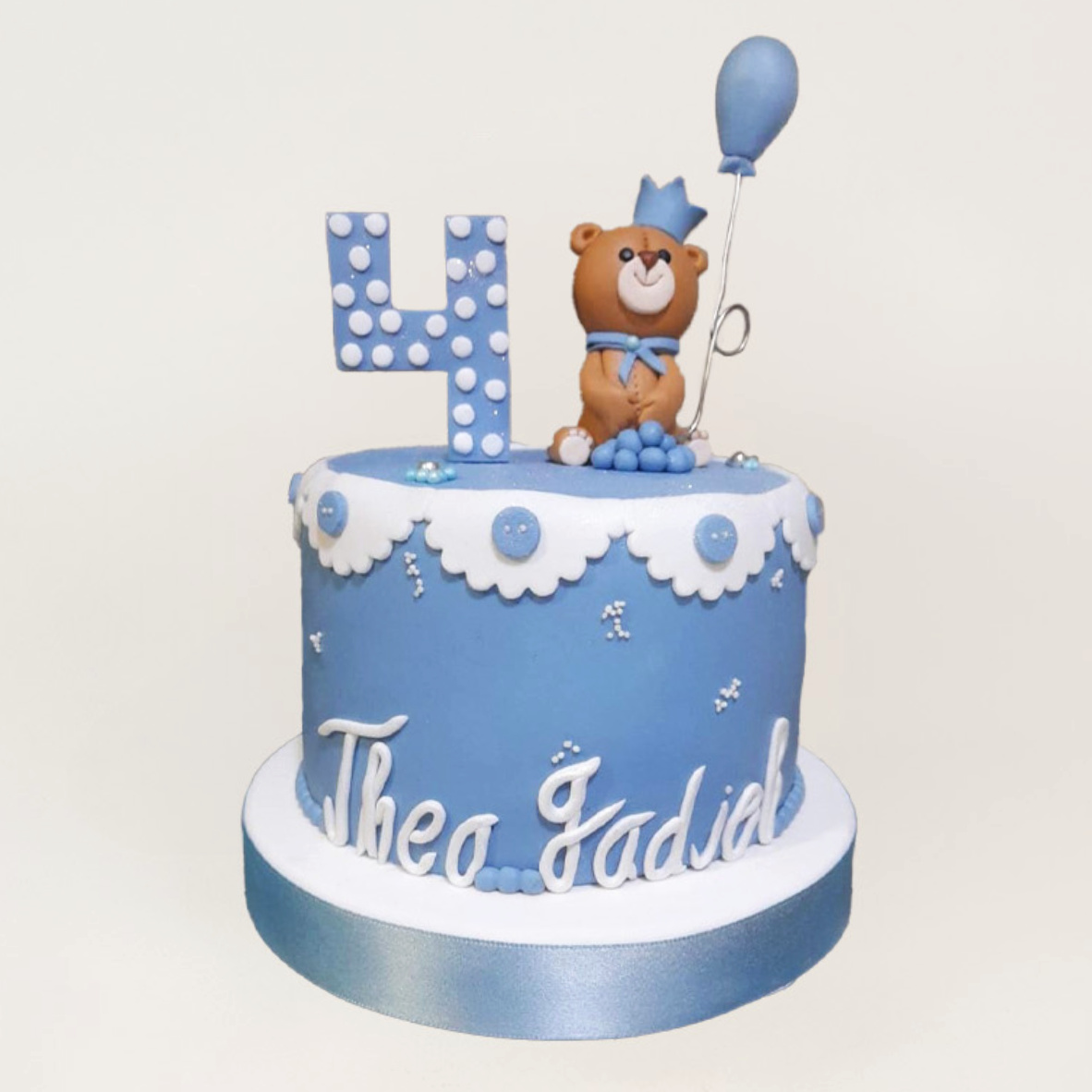Torta de osito para niño