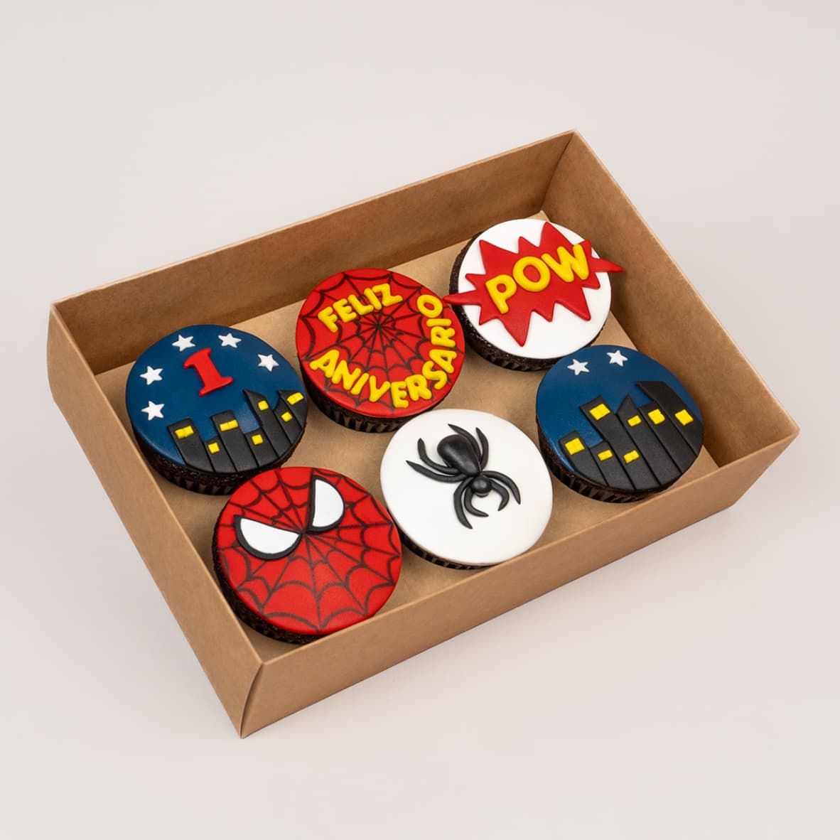 Cupcakes temáticos en fondant