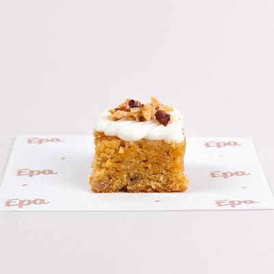 Mini carrot cakes