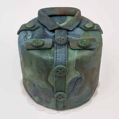 Torta con temática de militar del Perú