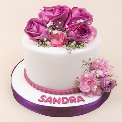 Torta con rosas